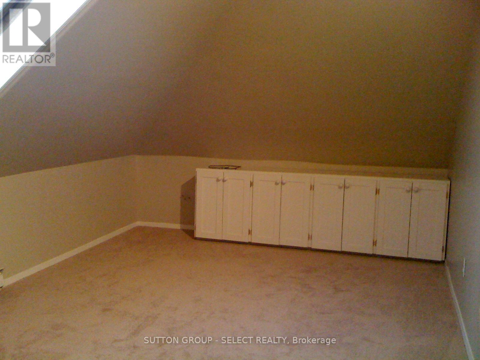 512 William Street, London East, Ontario  N6B 3E6 - Photo 14 - X12397125