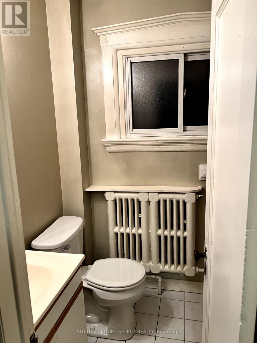 512 William Street, London East, Ontario  N6B 3E6 - Photo 15 - X12397125