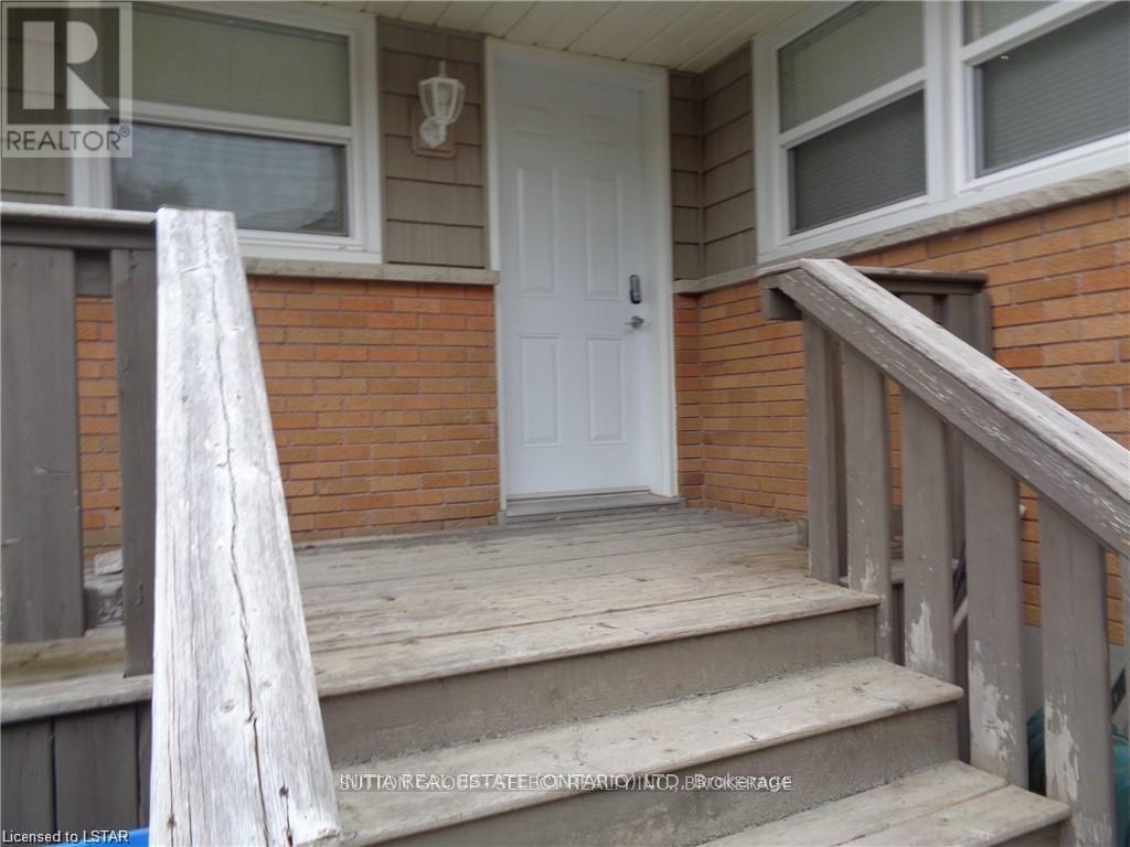 Upper - 83 Britannia Avenue, London North, Ontario  N6H 2J3 - Photo 2 - X12397171