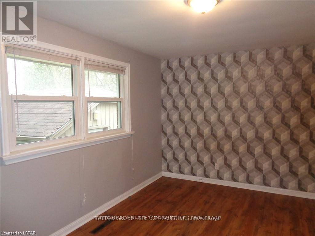 Upper - 83 Britannia Avenue, London North, Ontario  N6H 2J3 - Photo 9 - X12397171
