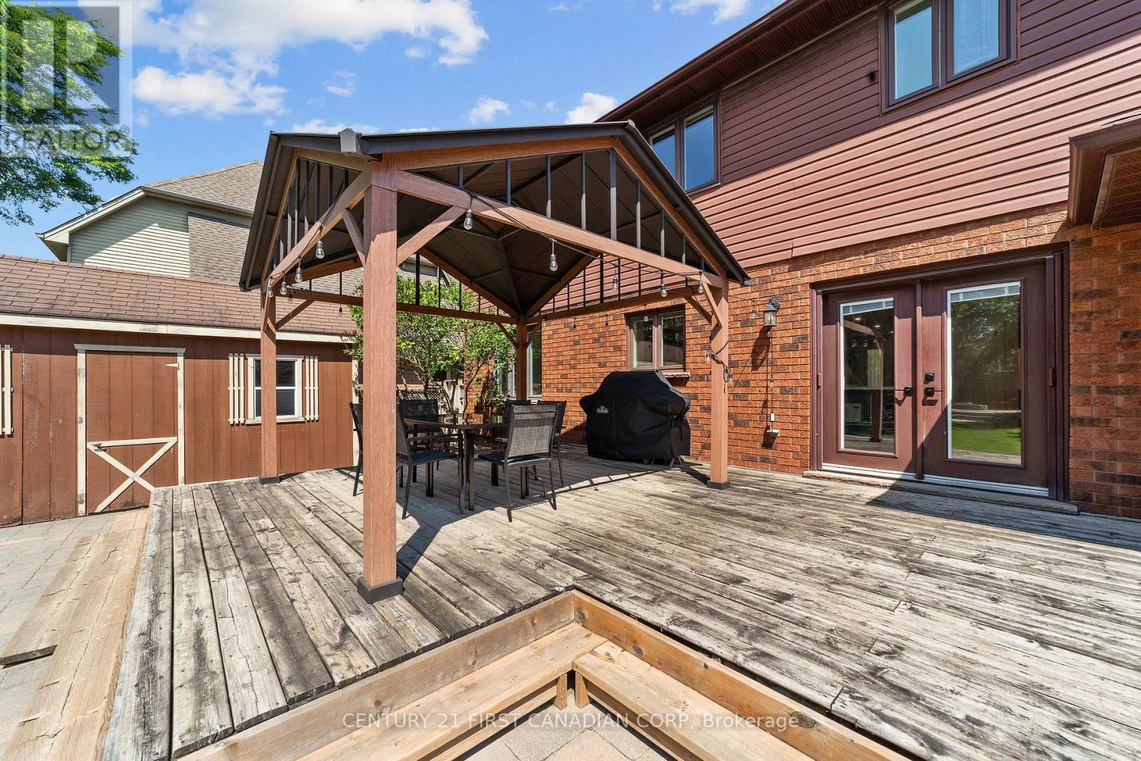 512 Rosecliffe Terrace, London South, Ontario  N6K 4H5 - Photo 11 - X12397295