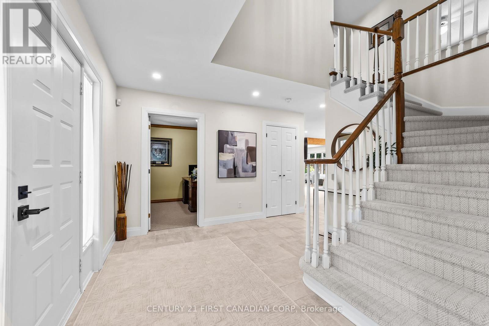 512 Rosecliffe Terrace, London South, Ontario  N6K 4H5 - Photo 16 - X12397295