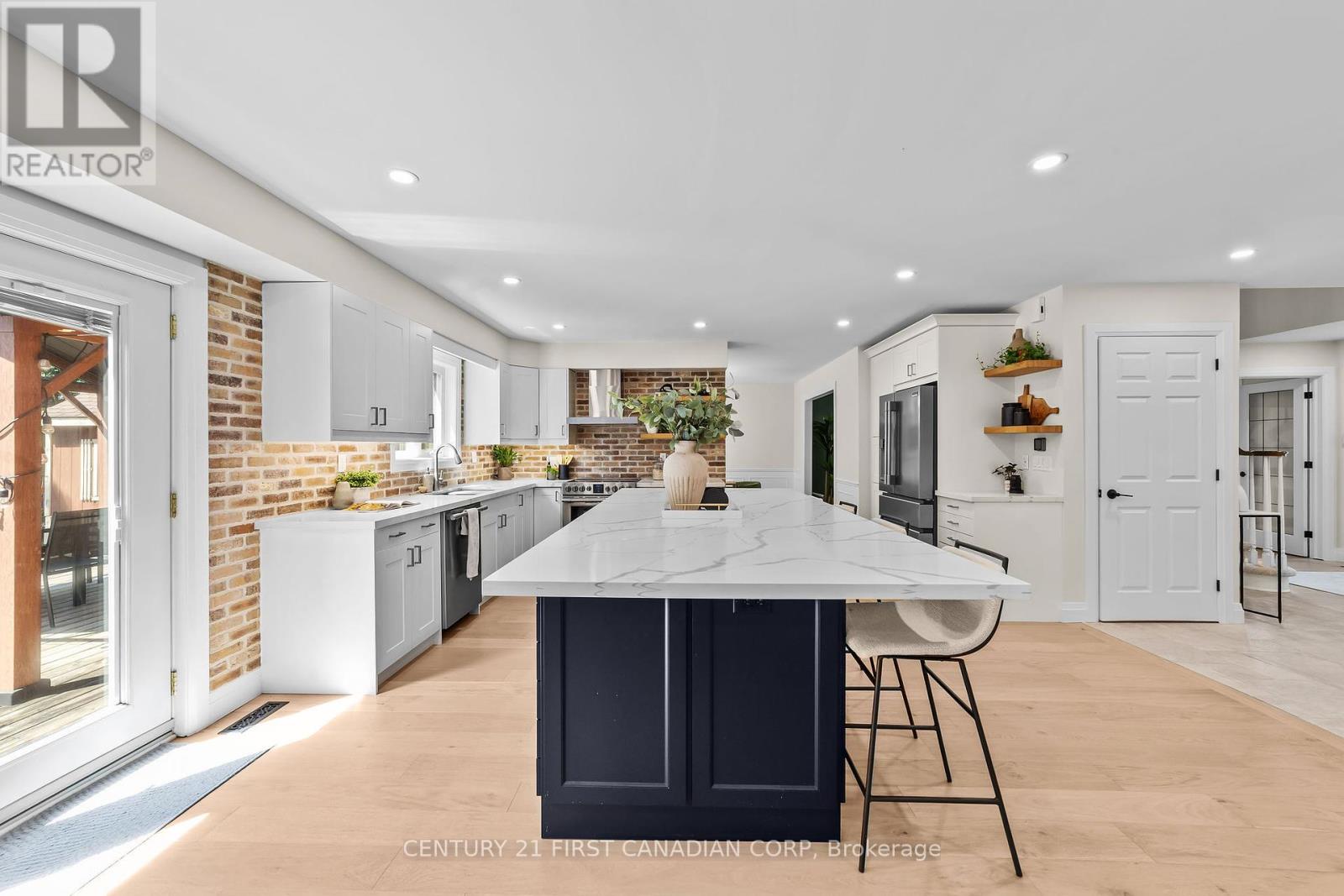 512 Rosecliffe Terrace, London South, Ontario  N6K 4H5 - Photo 26 - X12397295