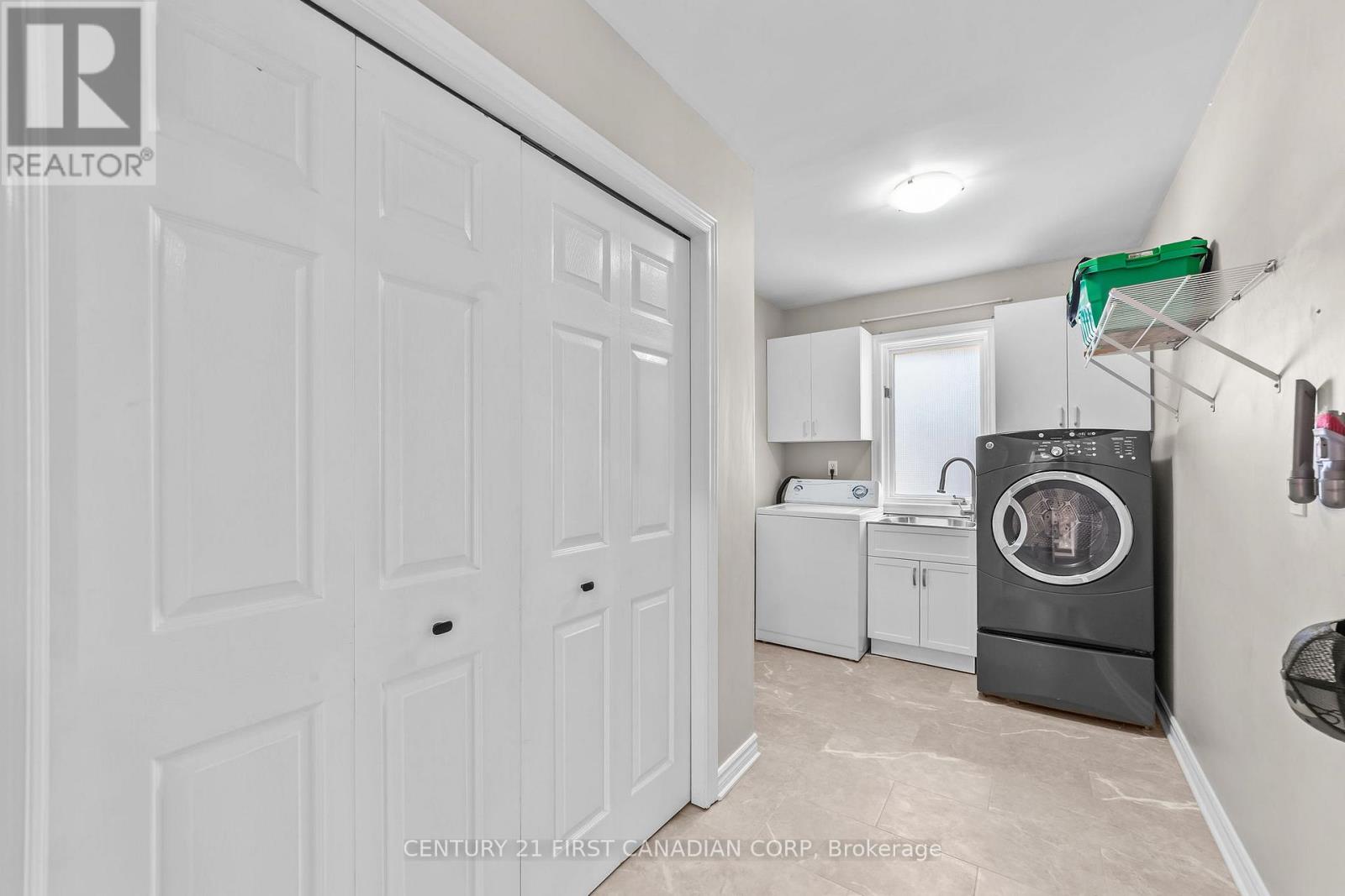 512 Rosecliffe Terrace, London South, Ontario  N6K 4H5 - Photo 34 - X12397295