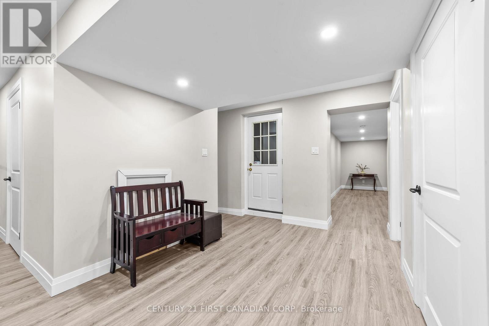512 Rosecliffe Terrace, London South, Ontario  N6K 4H5 - Photo 44 - X12397295