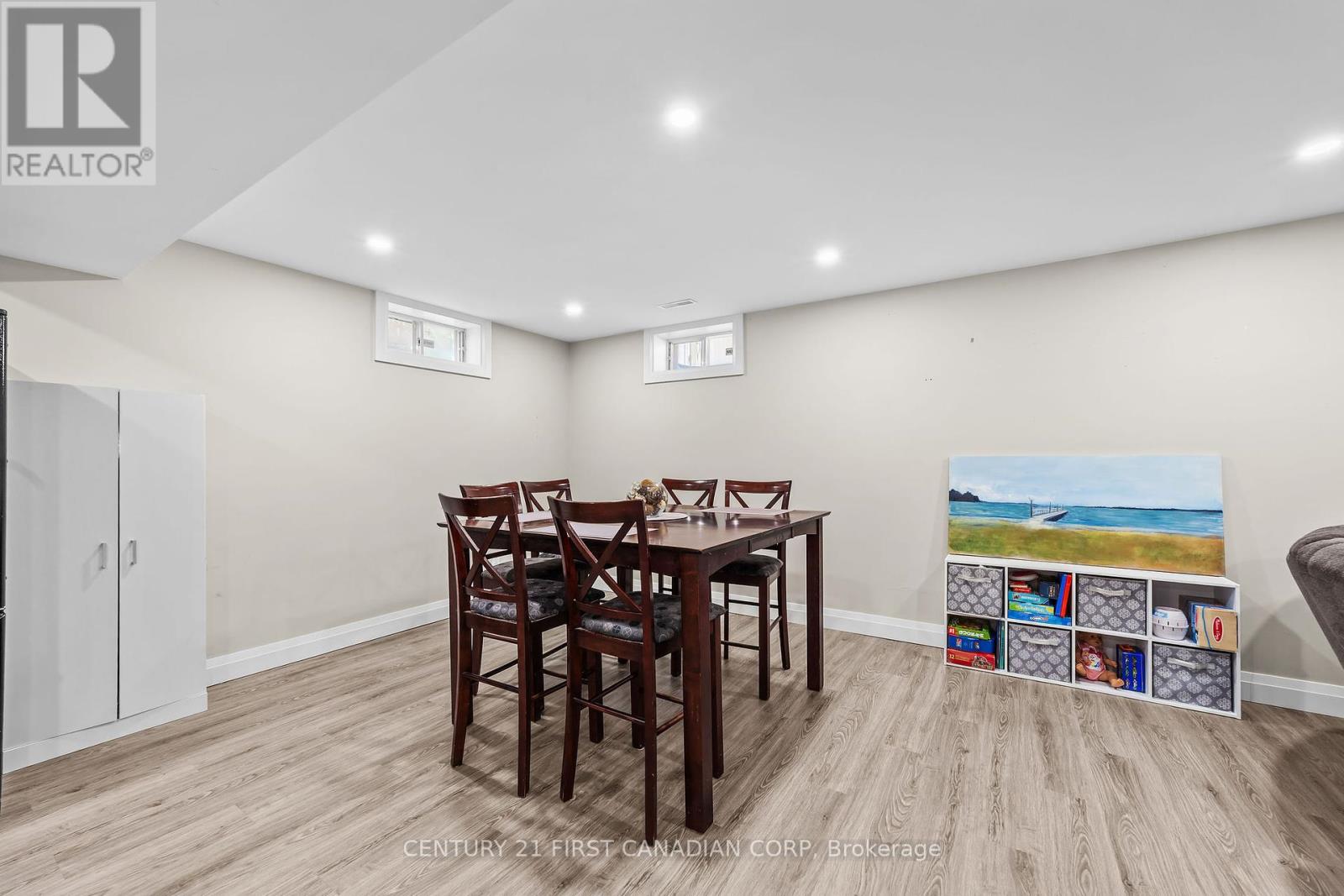 512 Rosecliffe Terrace, London South, Ontario  N6K 4H5 - Photo 49 - X12397295