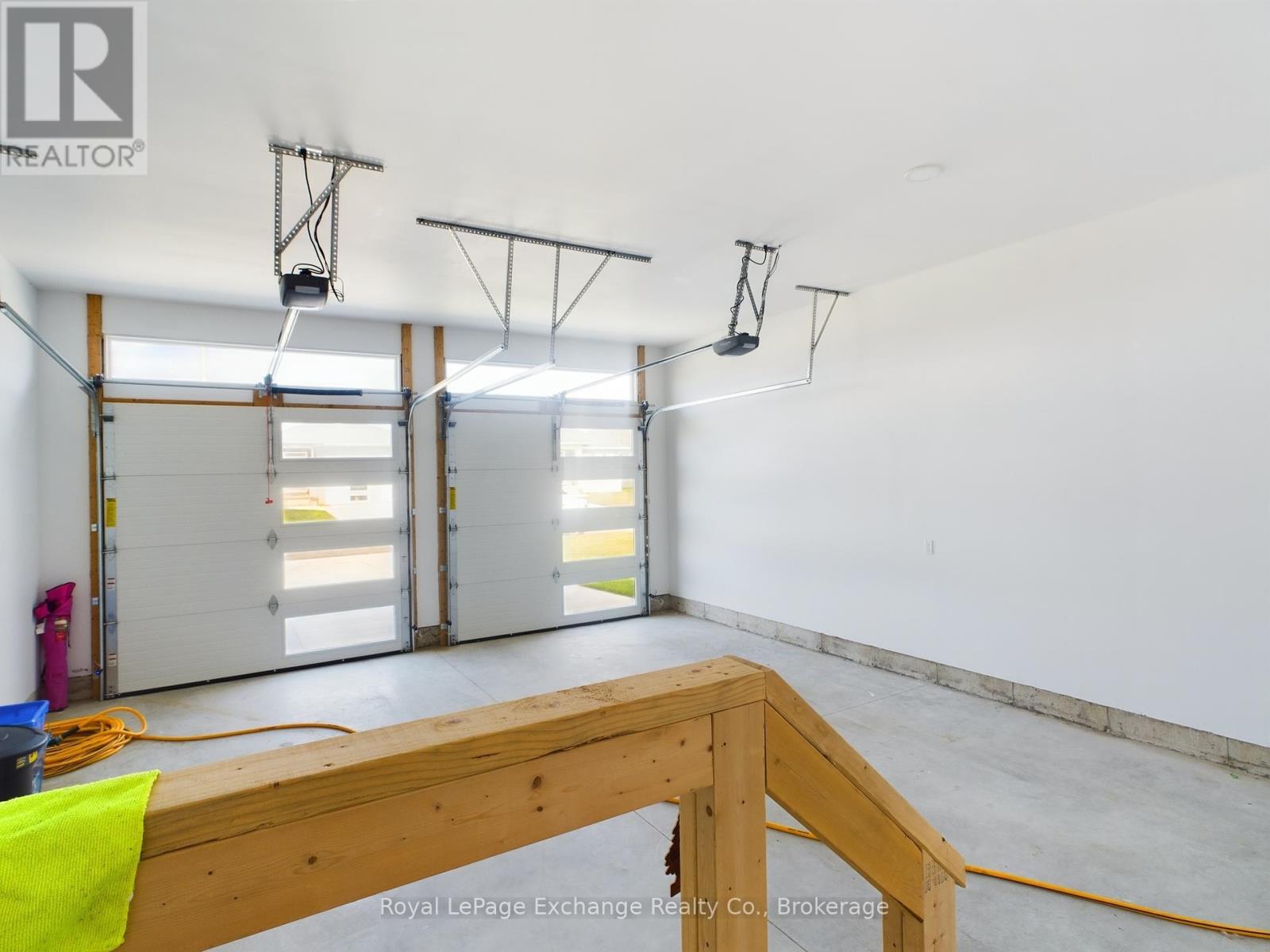336 Mary Rose Avenue, Saugeen Shores, Ontario  N0H 2C3 - Photo 33 - X12357298