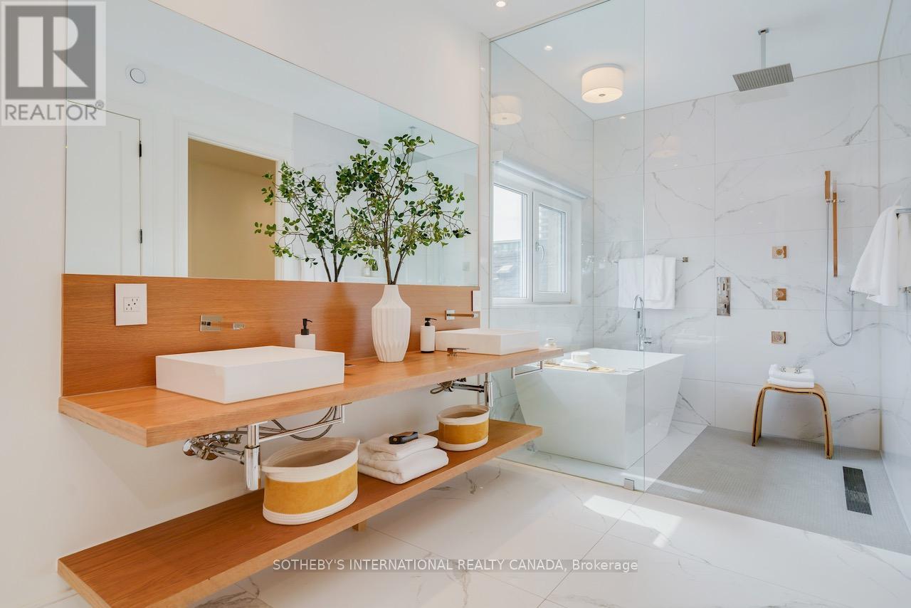 41 Northcote Avenue, Toronto, Ontario  M6J 3K2 - Photo 25 - C12396994