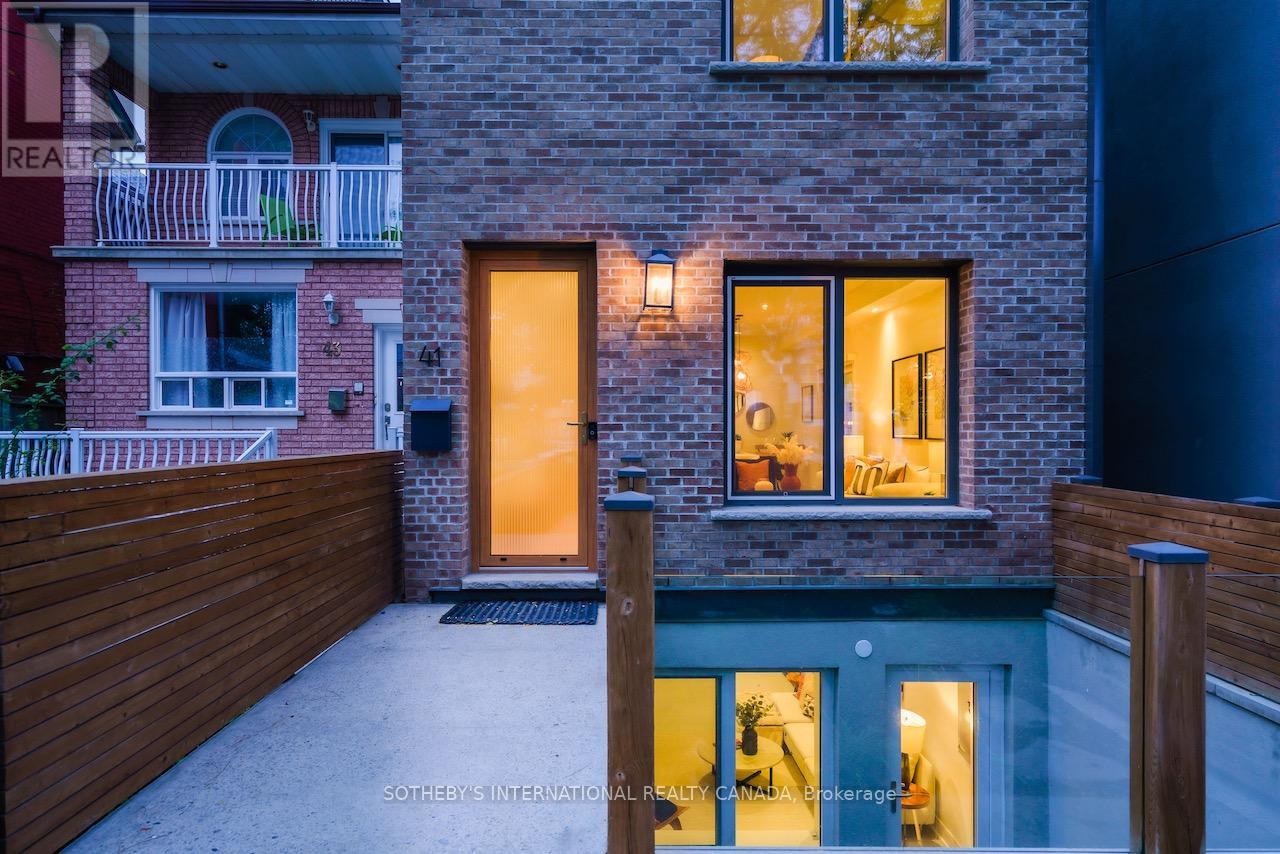 41 Northcote Avenue, Toronto, Ontario  M6J 3K2 - Photo 42 - C12396994