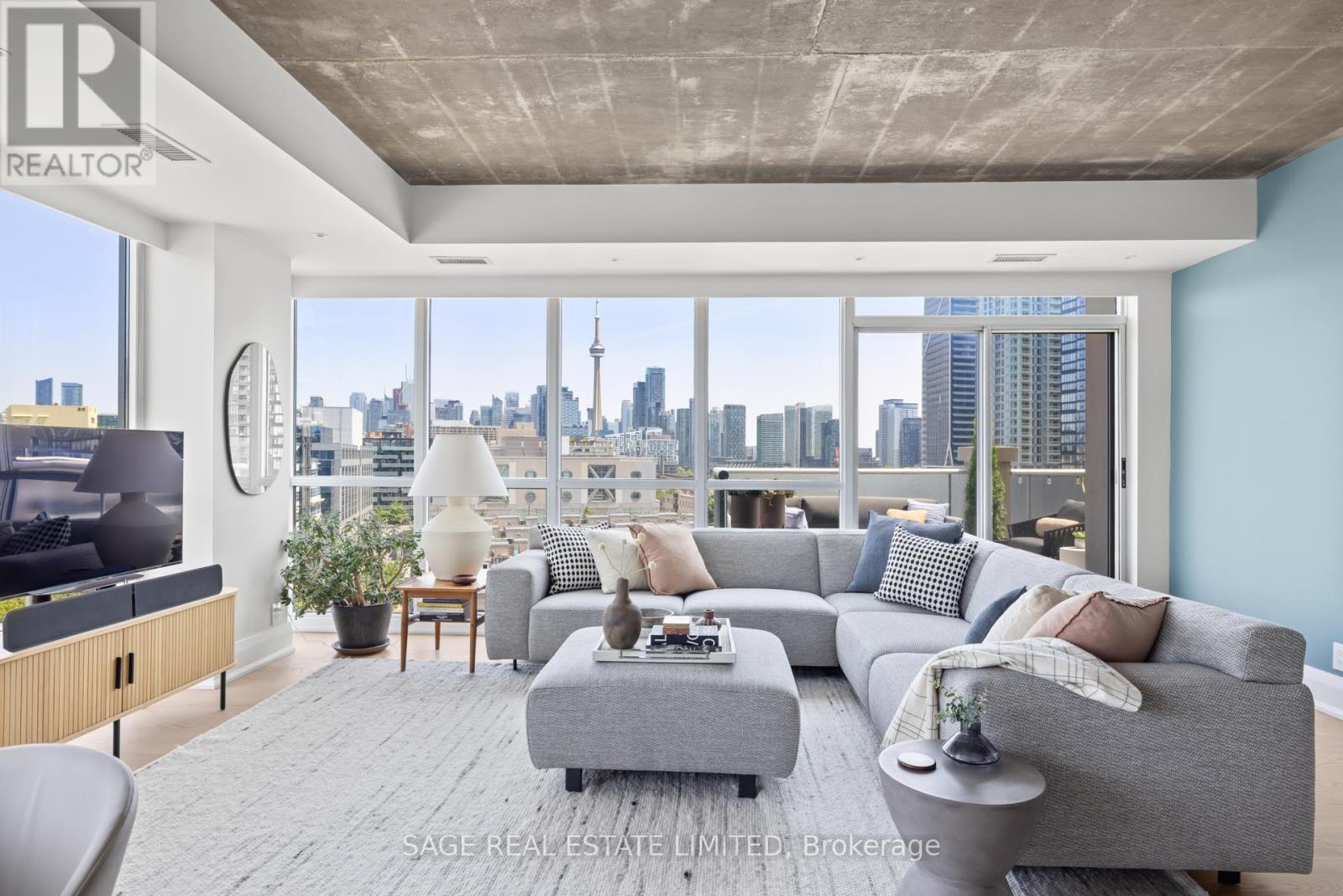 912 - 1 SHAW STREET, Toronto, Ontario