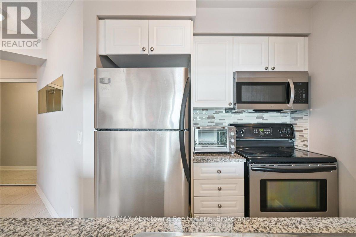 805 - 2325 Central Park Drive, Oakville, Ontario  L6H 0E2 - Photo 10 - W12397282