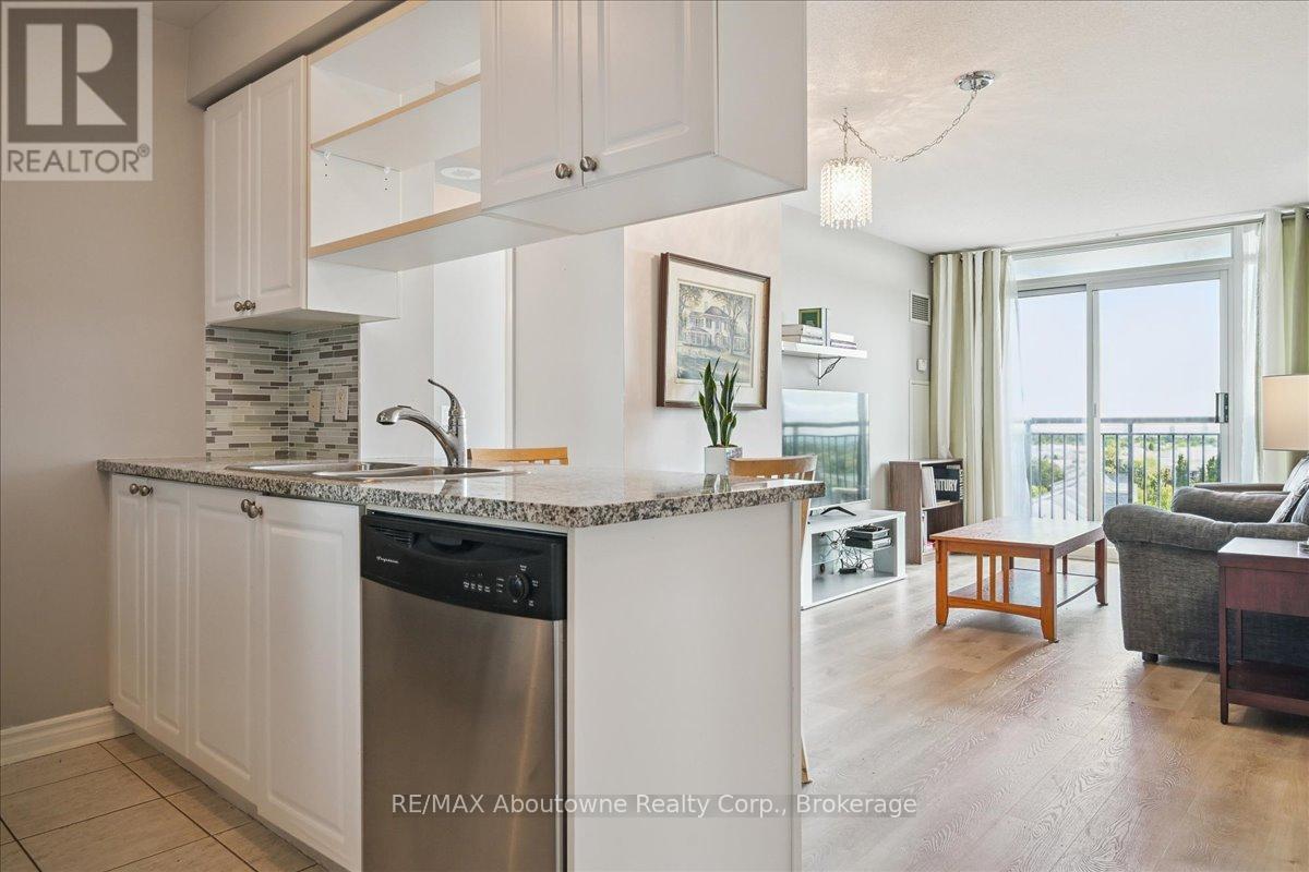 805 - 2325 Central Park Drive, Oakville, Ontario  L6H 0E2 - Photo 8 - W12397282