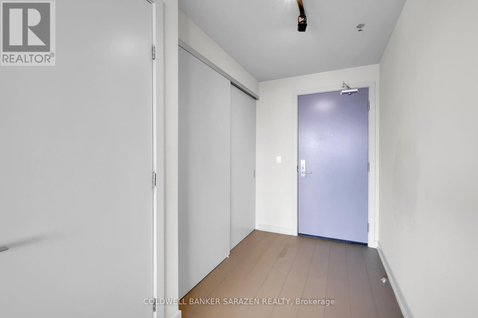 1407 - 203 Catherine Street, Ottawa, Ontario  K2P 1J5 - Photo 2 - X12397115