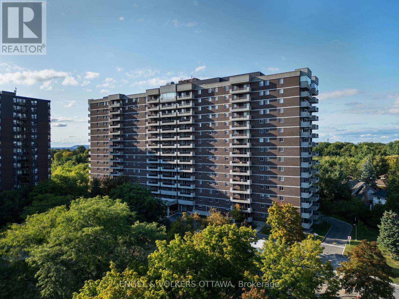 Property at 105 - 1705 PLAYFAIR DRIVE image 1