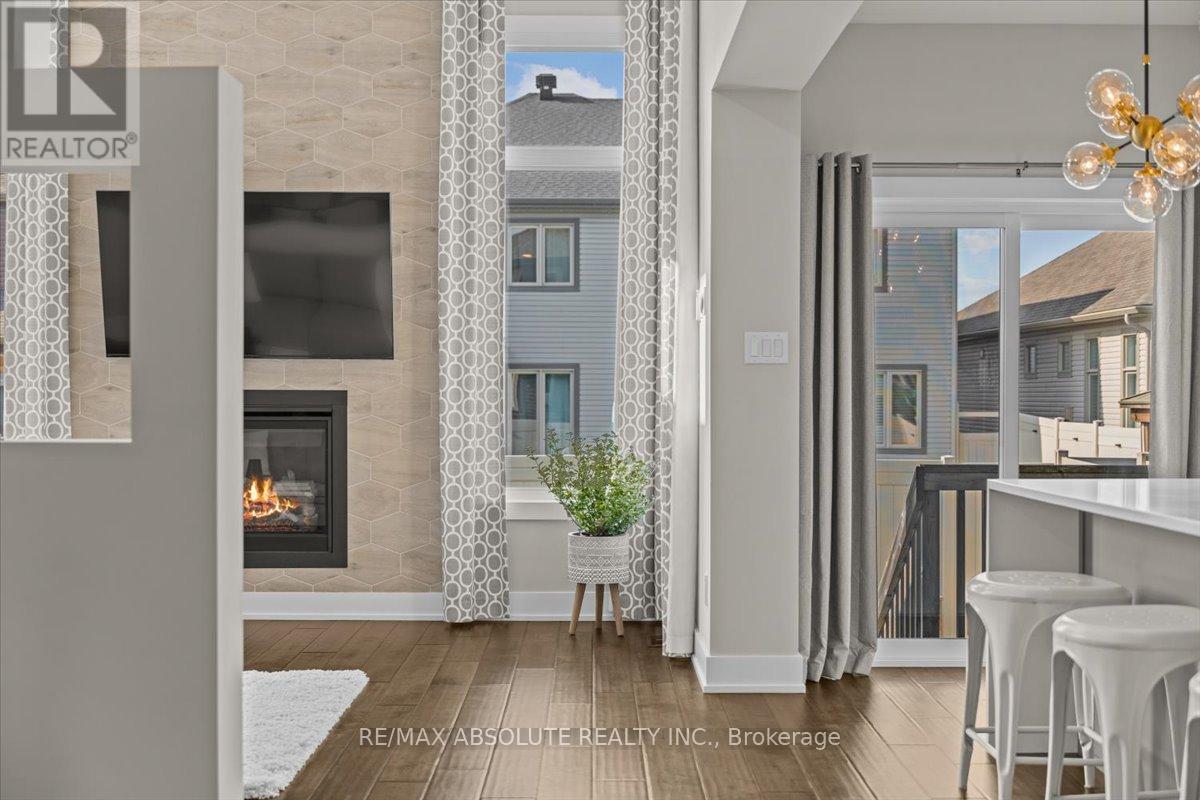 332 Haliburton Heights, Ottawa, Ontario  K2S 1S3 - Photo 24 - X12397202