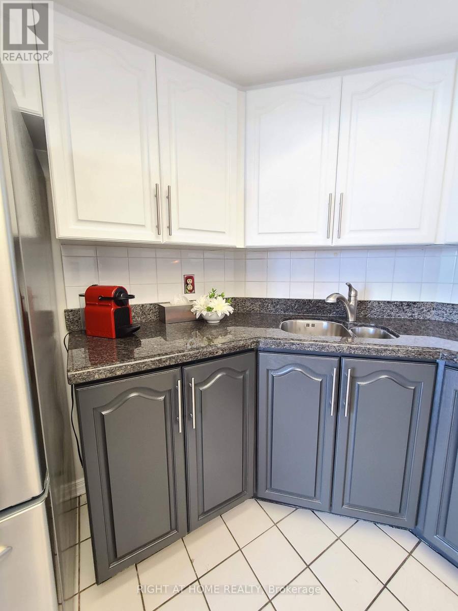 1003 - 160 George Street, Ottawa, Ontario  K1N 9M2 - Photo 4 - X12397270