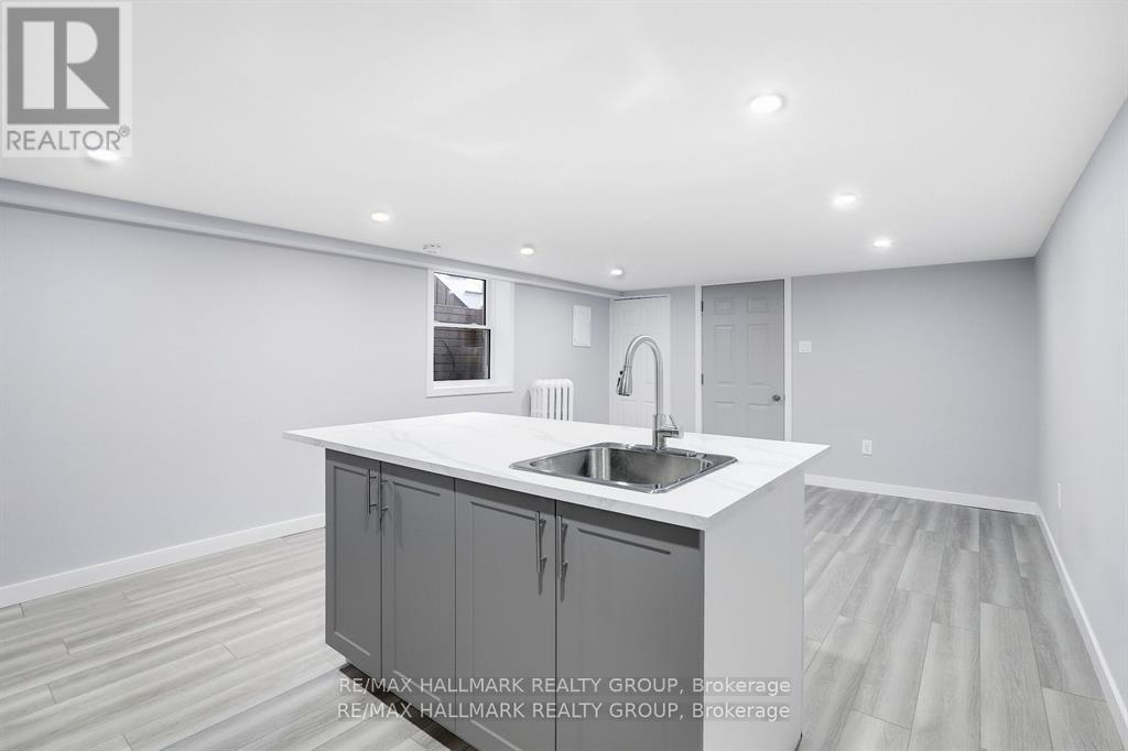 A - 15 Marier Avenue, Ottawa, Ontario  K1L 5S6 - Photo 13 - X12397276