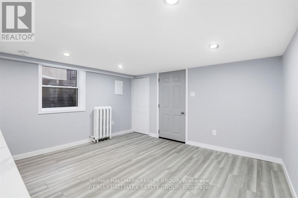 A - 15 Marier Avenue, Ottawa, Ontario  K1L 5S6 - Photo 14 - X12397276