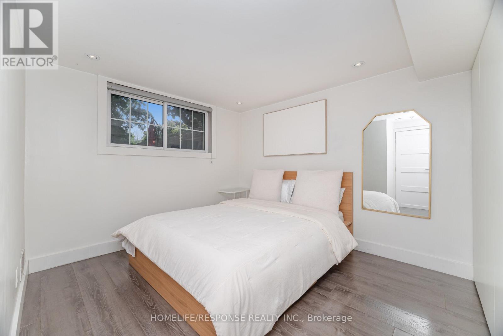 5011 Spruce Avenue, Burlington, Ontario  L7L 1M6 - Photo 33 - W12395635
