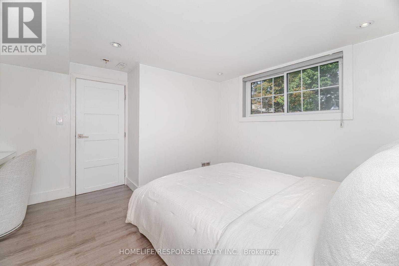 5011 Spruce Avenue, Burlington, Ontario  L7L 1M6 - Photo 34 - W12395635