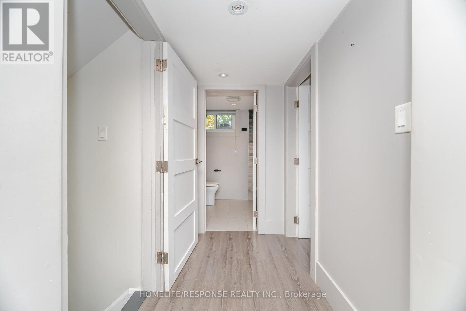 5011 Spruce Avenue, Burlington, Ontario  L7L 1M6 - Photo 36 - W12395635