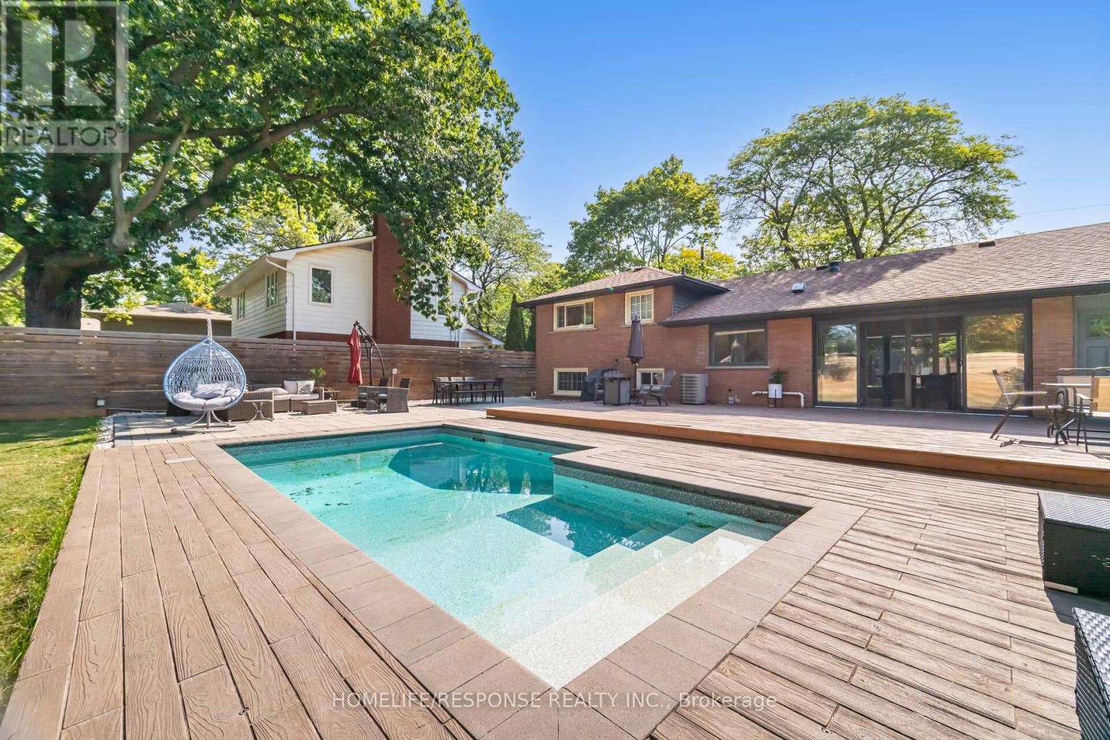 5011 Spruce Avenue, Burlington, Ontario  L7L 1M6 - Photo 41 - W12395635