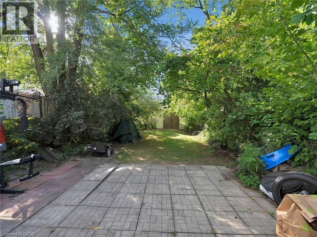 210 East 24th Street, Hamilton, Ontario  L8V 2Y4 - Photo 19 - 40768844