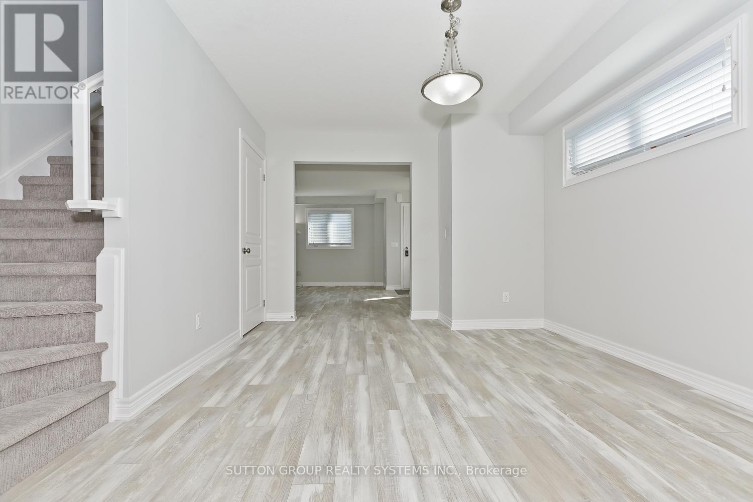 50 - 7768 Ascot Circle, Niagara Falls, Ontario  L2H 3P9 - Photo 14 - X12386434