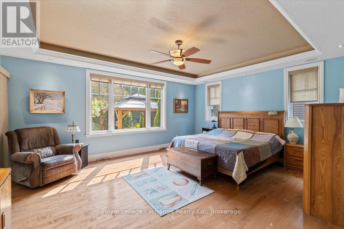 569 Creekwood Drive, Saugeen Shores, Ontario  N0H 2L0 - Photo 21 - X12397189