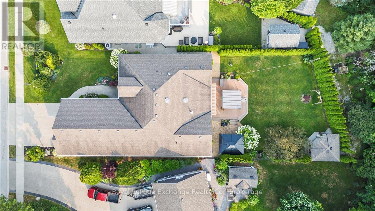 569 Creekwood Drive, Saugeen Shores, Ontario  N0H 2L0 - Photo 40 - X12397189