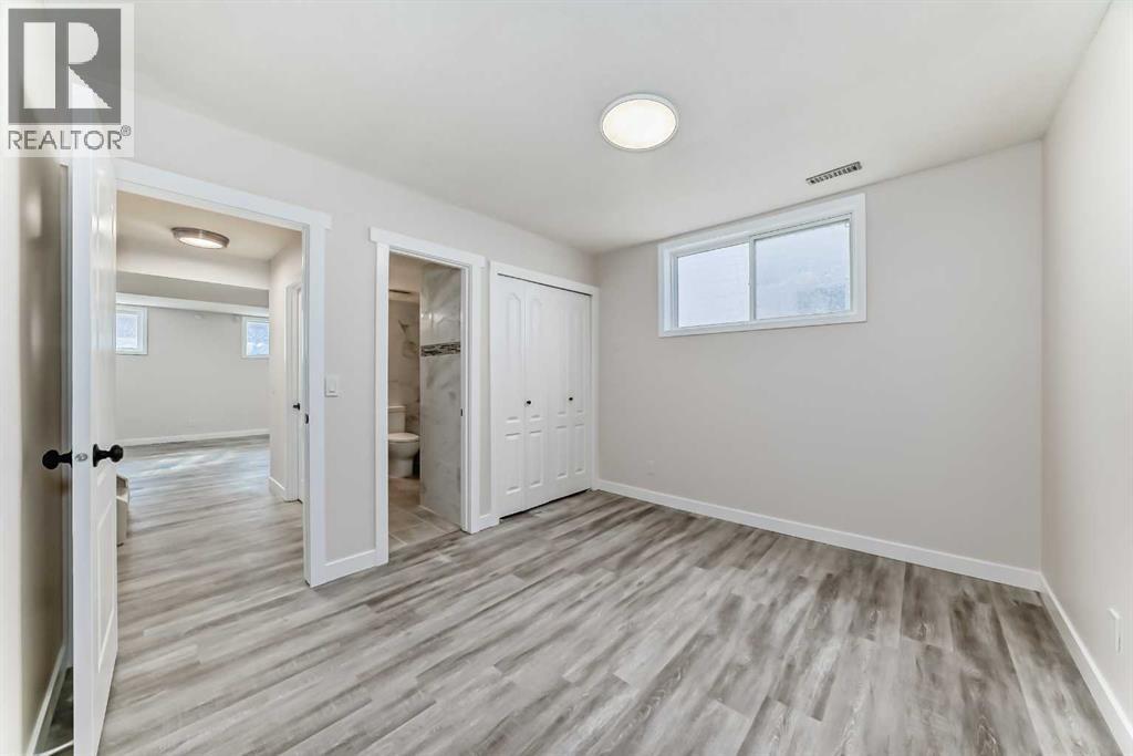96 Douglas Ridge Close Se, Calgary, Alberta  T2Z 3M2 - Photo 17 - A2256158