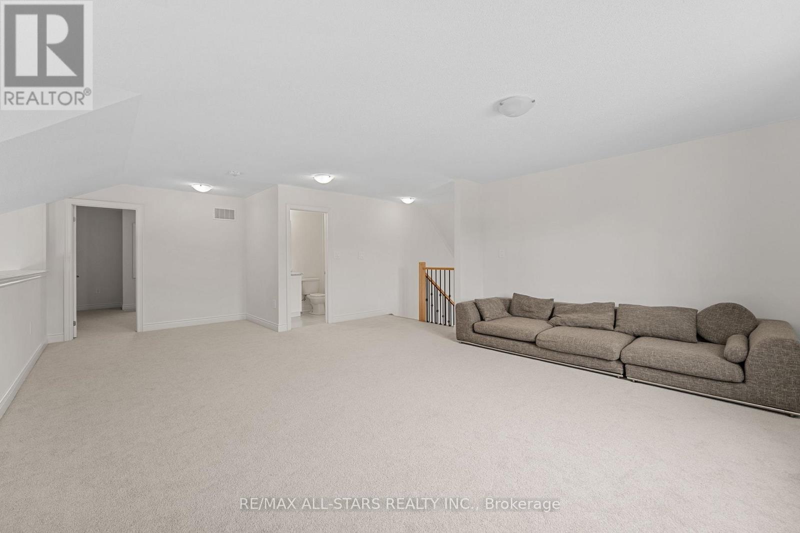 4 Palmira Drive, Georgina (Sutton & Jackson's Point), Ontario  L0E 1R0 - Photo 30 - N12397009