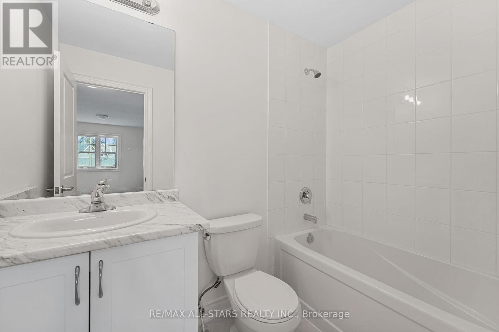 4 Palmira Drive, Georgina (Sutton & Jackson's Point), Ontario  L0E 1R0 - Photo 34 - N12397009