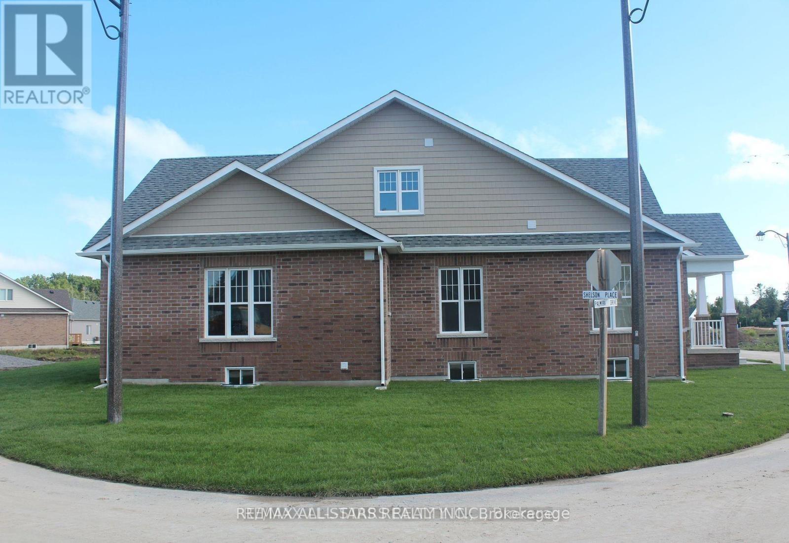 4 Palmira Drive, Georgina (Sutton & Jackson's Point), Ontario  L0E 1R0 - Photo 44 - N12397009