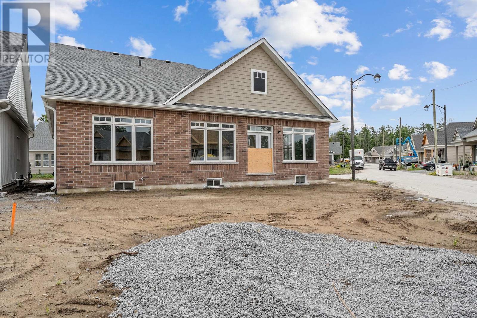 4 Palmira Drive, Georgina, Ontario  L0E 1R0 - Photo 45 - N12397009