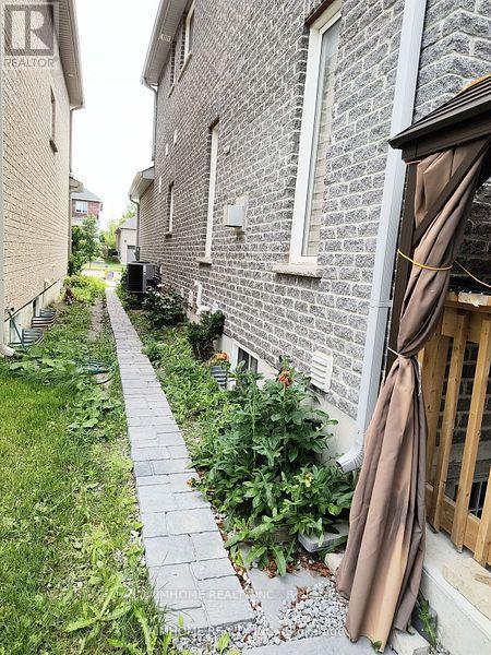 Bsmt - 14 Tim Jacobs Drive, Georgina, Ontario  L4P 0G5 - Photo 2 - N12397039