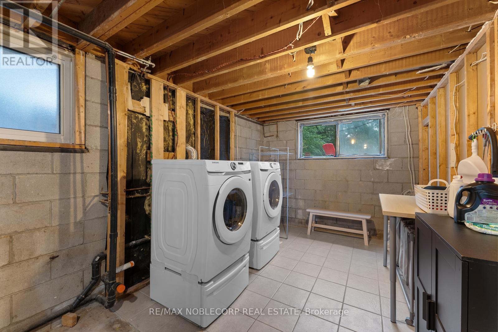 43 Railway Street, Vaughan (Maple), Ontario  L6A 1P7 - Photo 32 - N12397087