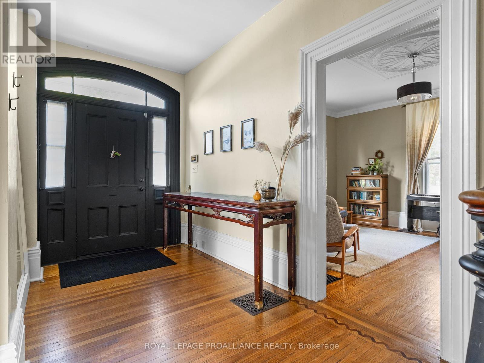314 George Street, Cobourg, Ontario  K9A 3M1 - Photo 4 - X12397170