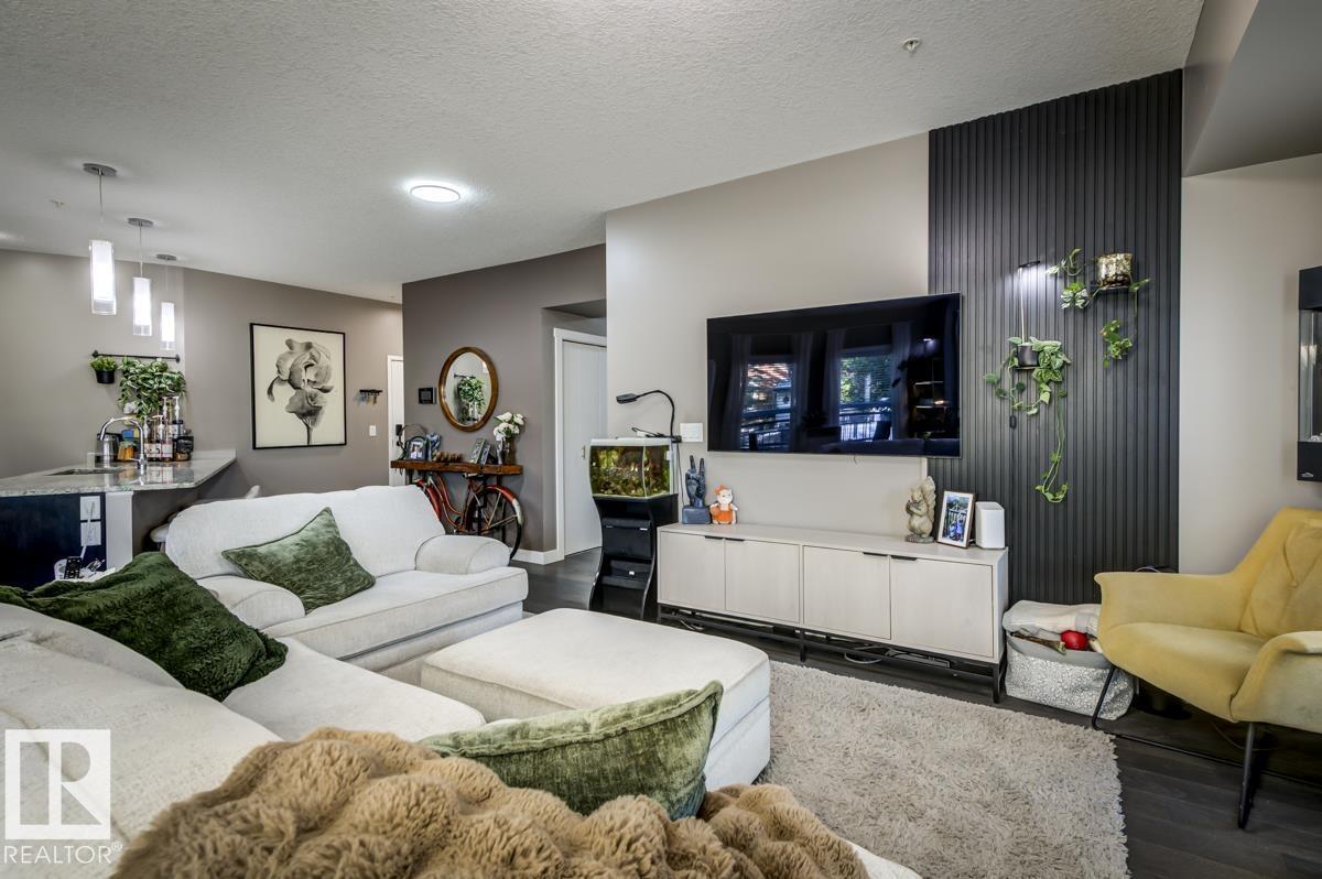 #103 10126 144 St Nw, Edmonton, Alberta  T5N 2T7 - Photo 1 - E4457202