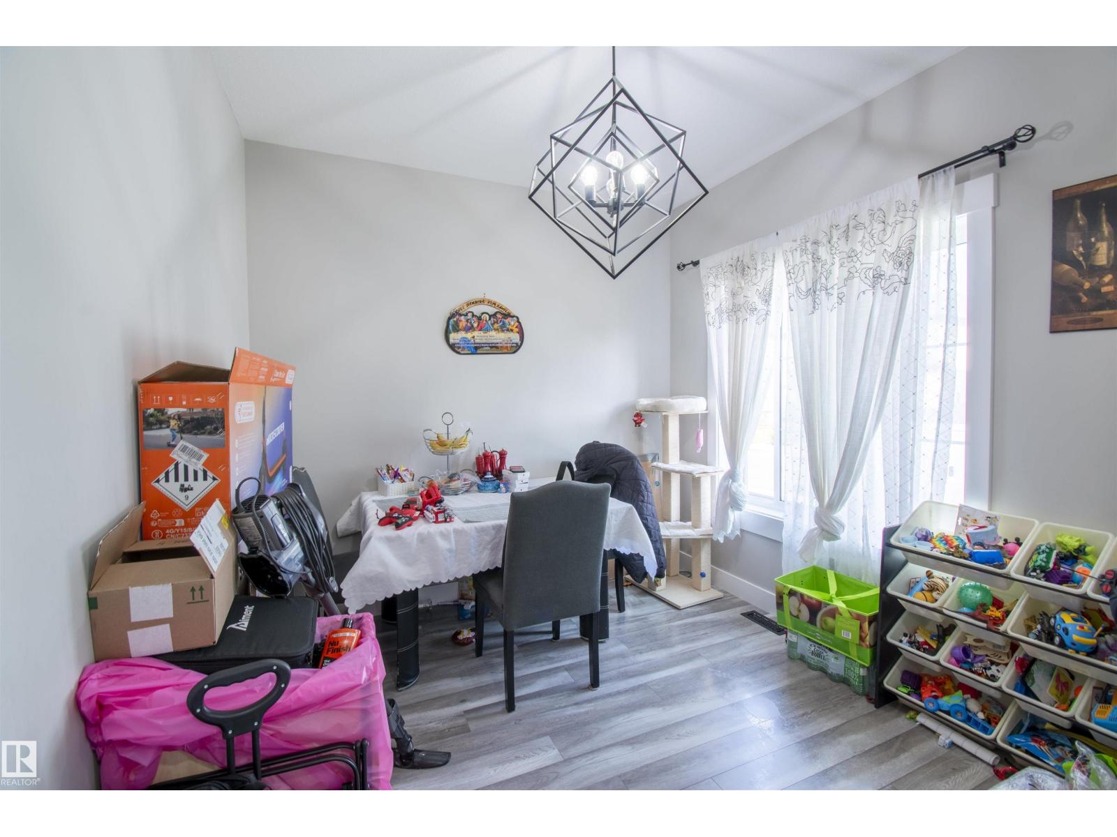 17704 59 St Nw Nw, Edmonton, Alberta  T5Y 0W8 - Photo 7 - E4457207