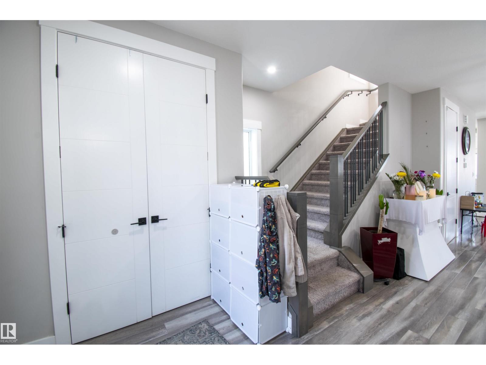 17704 59 St Nw Nw, Edmonton, Alberta  T5Y 0W8 - Photo 8 - E4457207