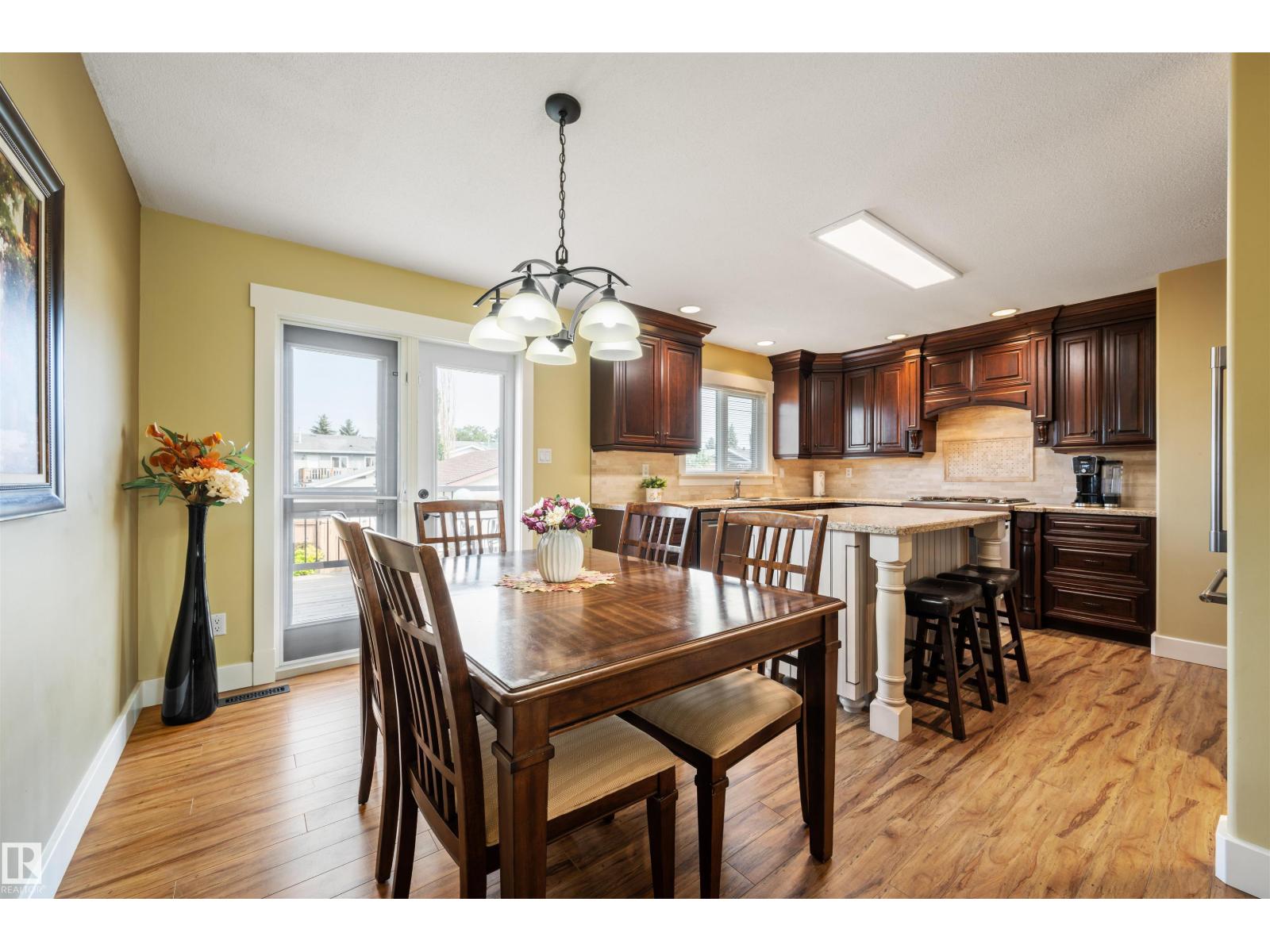 4024 19 Av Nw, Edmonton, Alberta  T6L 3M7 - Photo 5 - E4457208