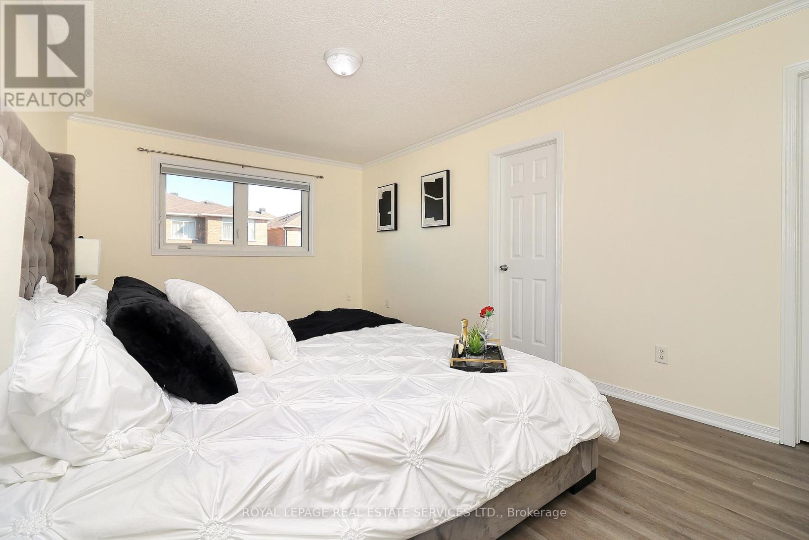 1747 Cobra Crescent, Burlington (Uptown), Ontario  L7L 7L5 - Photo 15 - W12396967