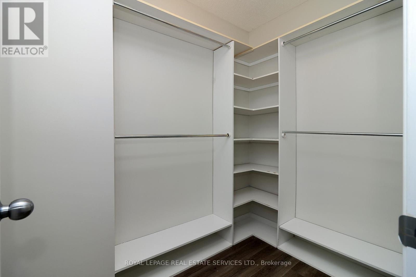 1747 Cobra Crescent, Burlington (Uptown), Ontario  L7L 7L5 - Photo 18 - W12396967