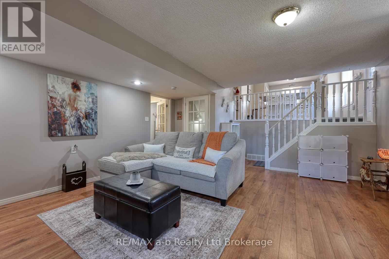 36 Portsmouth Road, London East, Ontario  N5V 4E2 - Photo 20 - X12397129
