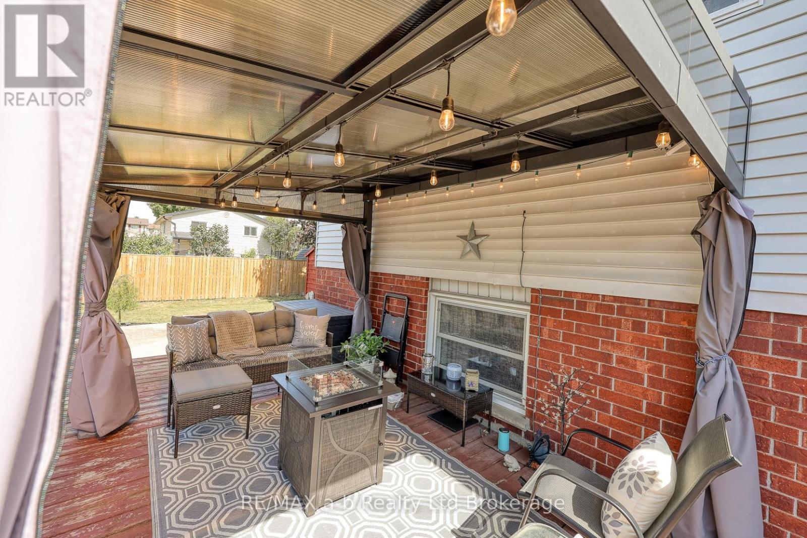 36 Portsmouth Road, London East, Ontario  N5V 4E2 - Photo 32 - X12397129