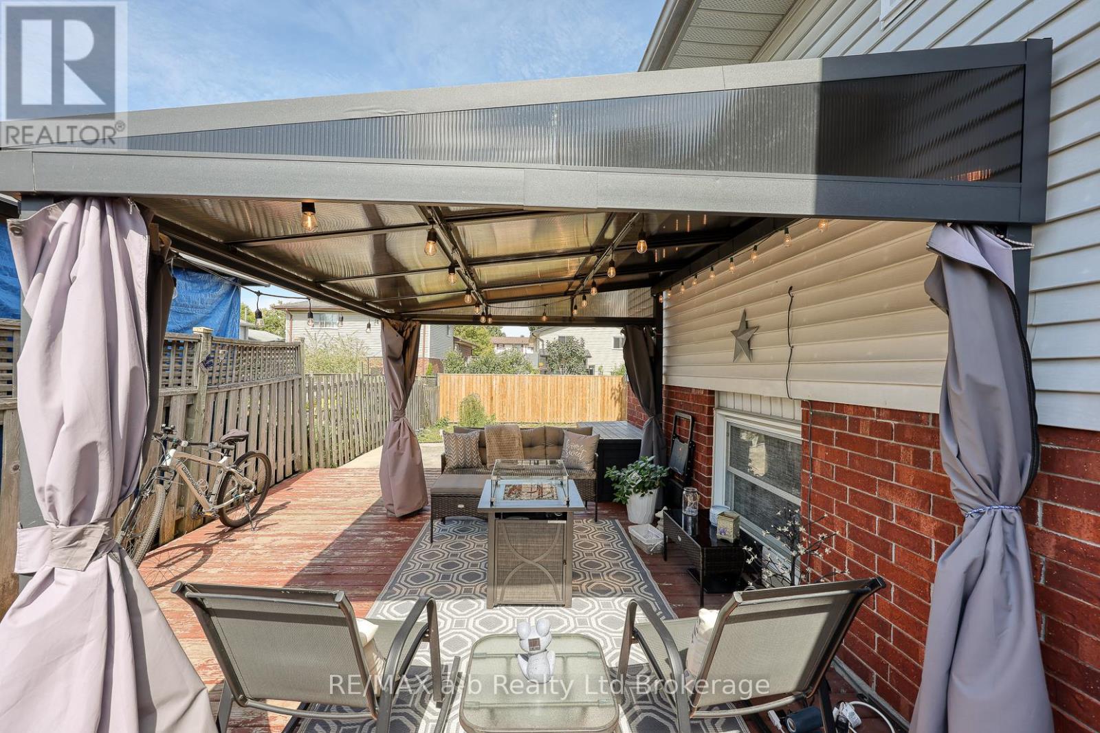 36 Portsmouth Road, London East, Ontario  N5V 4E2 - Photo 33 - X12397129