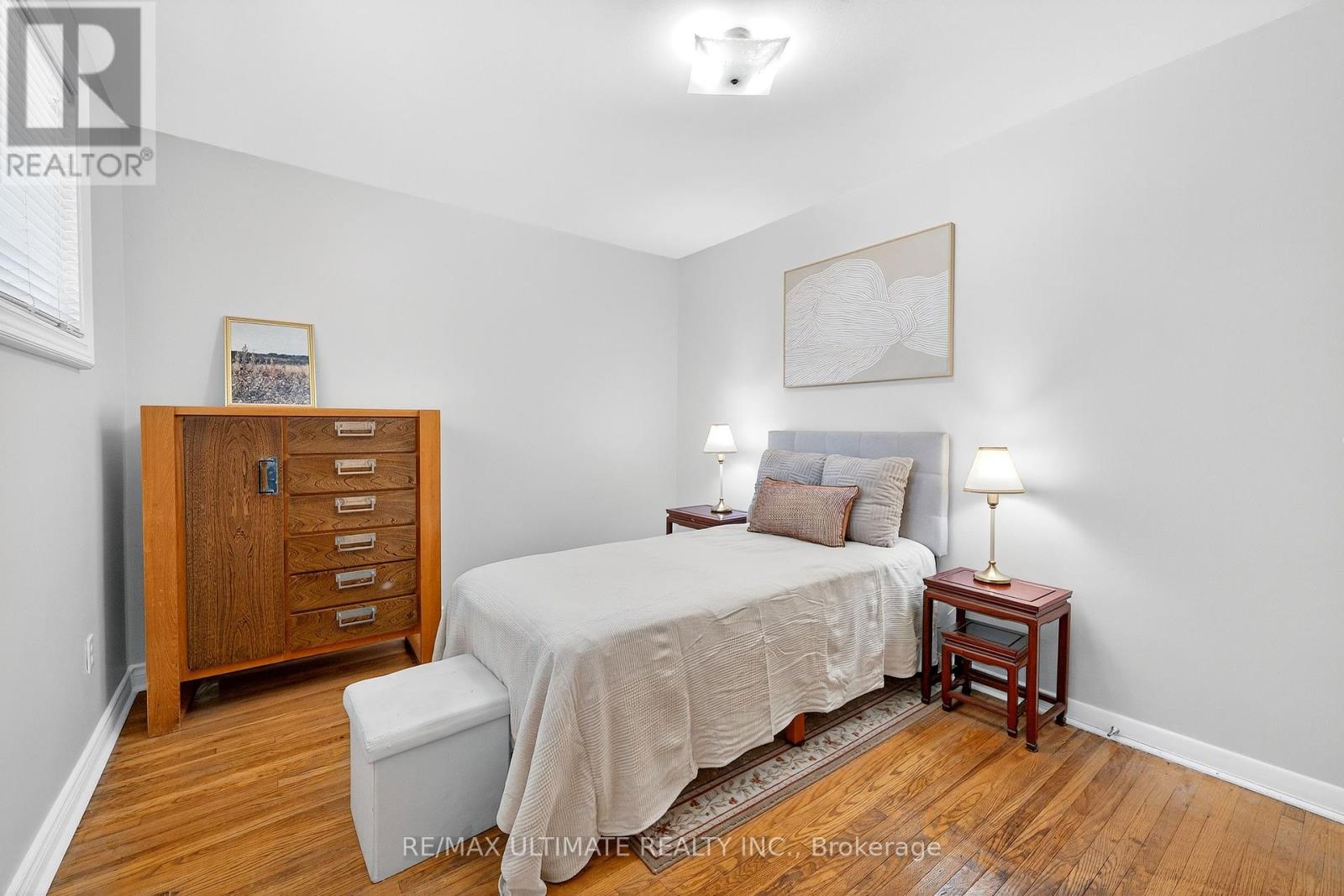 18 Courtwright Road, Toronto, Ontario  M9C 4B4 - Photo 18 - W12396976