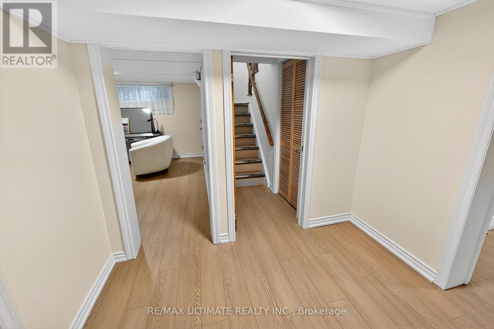 18 Courtwright Road, Toronto, Ontario  M9C 4B4 - Photo 24 - W12396976
