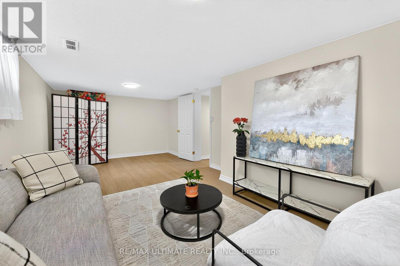 18 Courtwright Road, Toronto, Ontario  M9C 4B4 - Photo 28 - W12396976